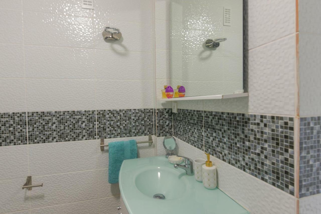 Appartement Jaures Vue Sur La Seine - Welkeys Clichy Kültér fotó
